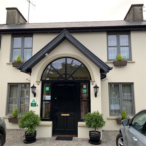 larkinley lodge killarney ireland.